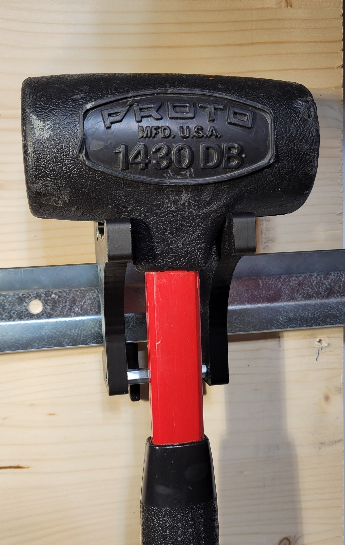 Hammer Holder